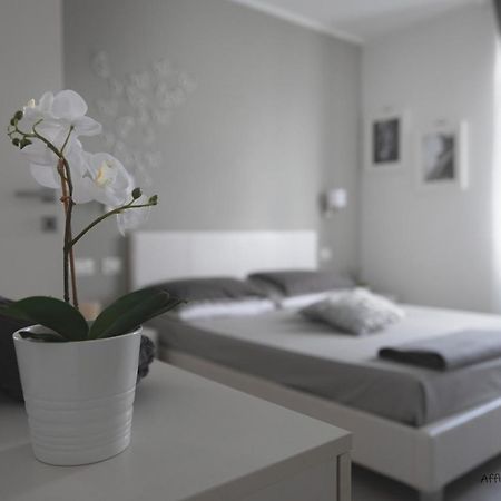 Affittacamere Villa Marcella ลาสเปเซีย ภายนอก รูปภาพ