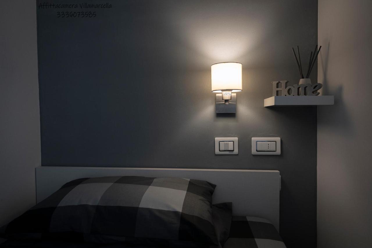 Affittacamere Villa Marcella ลาสเปเซีย ภายนอก รูปภาพ