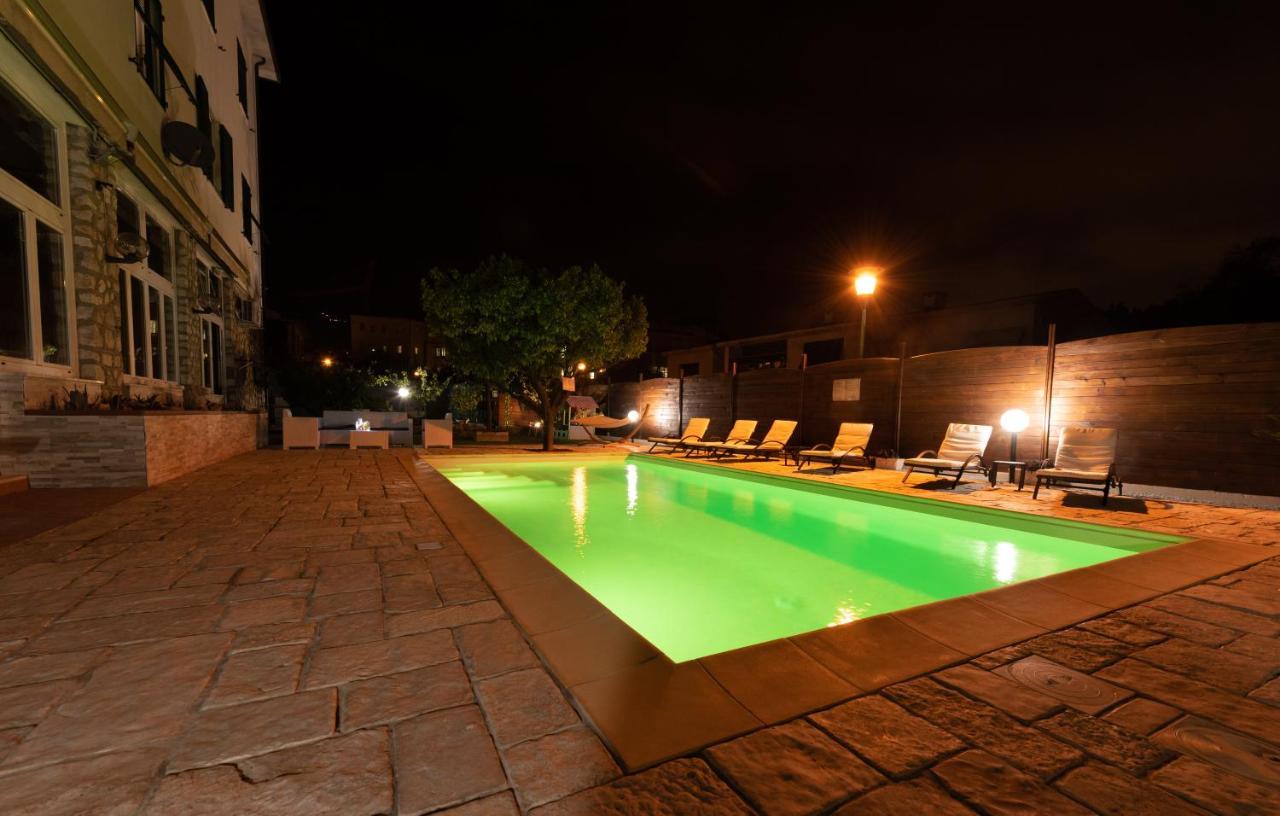 Affittacamere Villa Marcella ลาสเปเซีย ภายนอก รูปภาพ